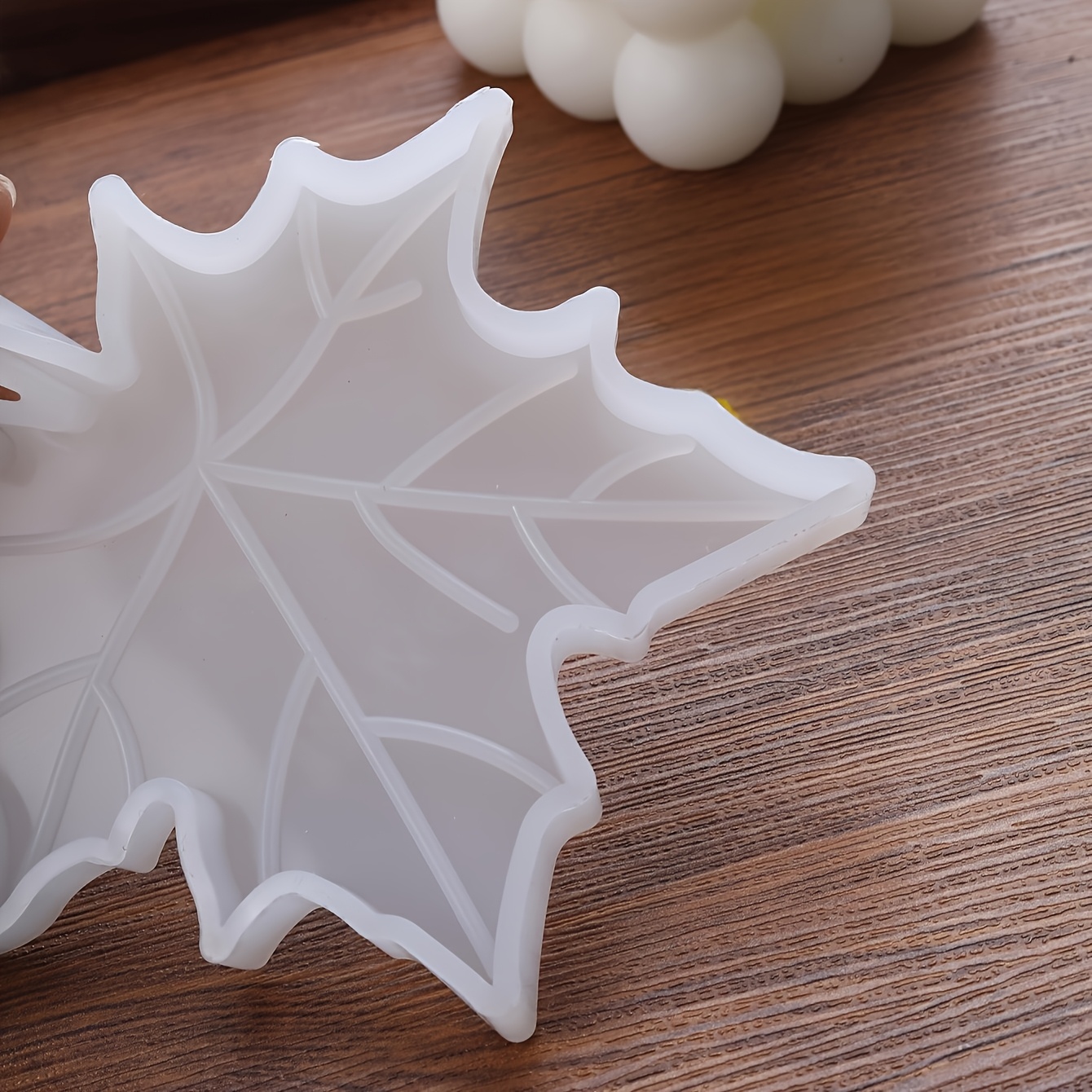 1PC カエデの葉の形をしたシリコンモールド、DIY 石鹸、 - Candle Making Supplies のレビューと価格